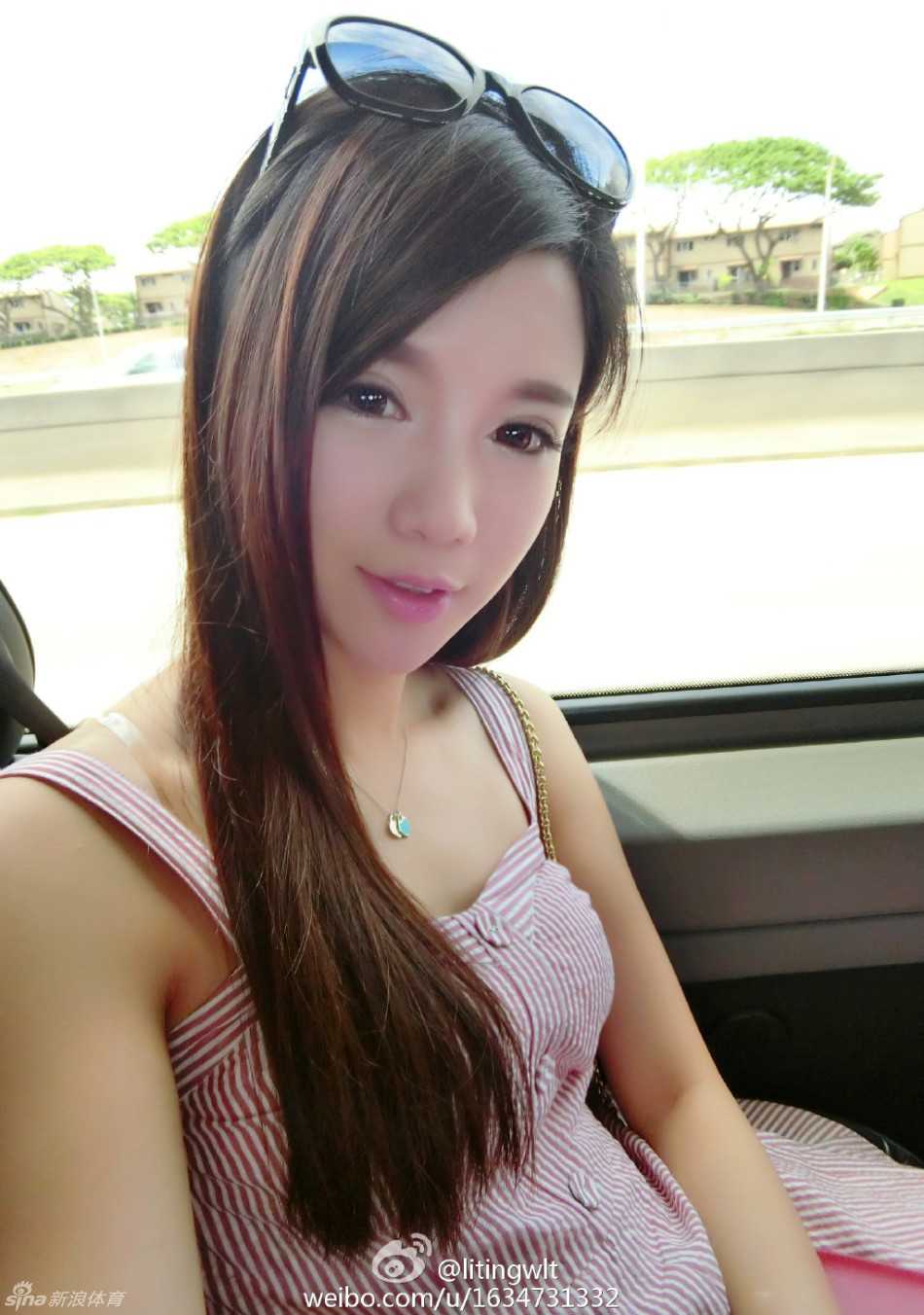 郭艾伦女友王俪婷唯美光影间绽放的青春诗篇 柔光轻抚着她的侧颜,眼神里藏着星辰大海,一抹浅笑足以治愈整个午后。