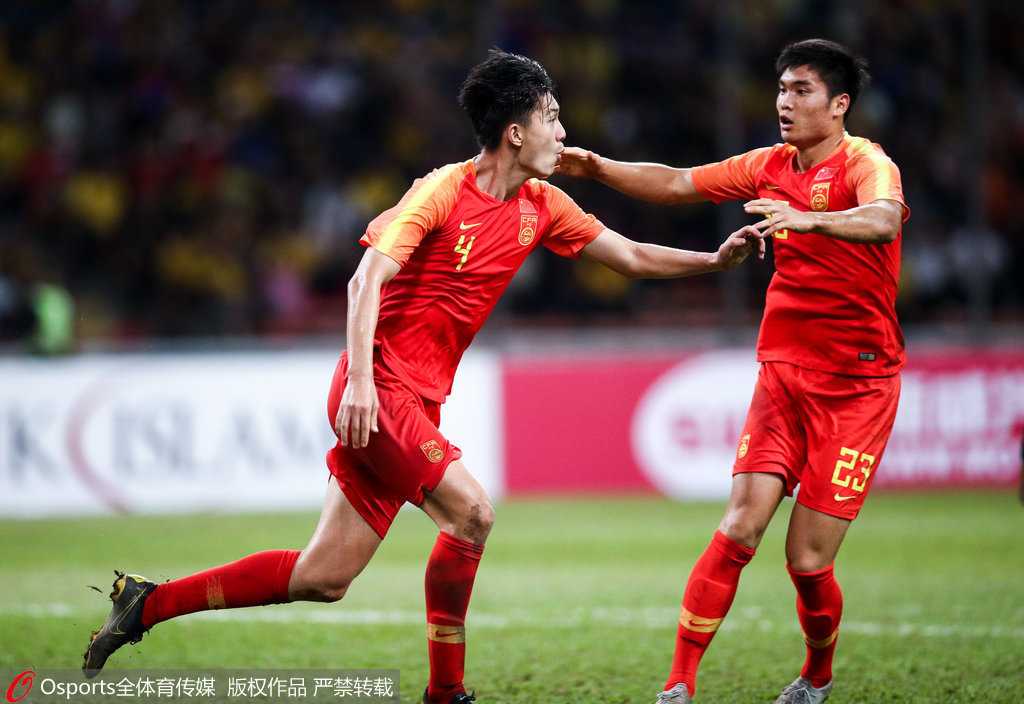 中国U23亚洲杯决赛0-4日本获亚军创历史 中国U23亚洲杯决赛0-4日本获亚军创历史