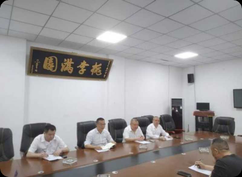 巴萨客场2-1逆转马竞,7分领跑西甲 巴萨客场2-1逆转马竞,7分领跑西甲