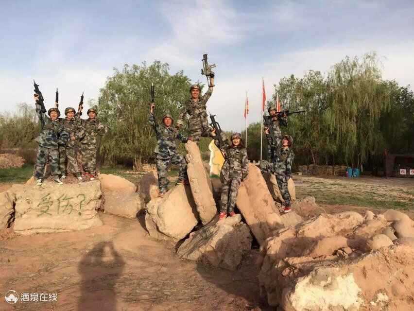 意甲第18轮：莱奥制胜助AC米兰1-0卡利亚里，阿莱格里新年开门红登顶