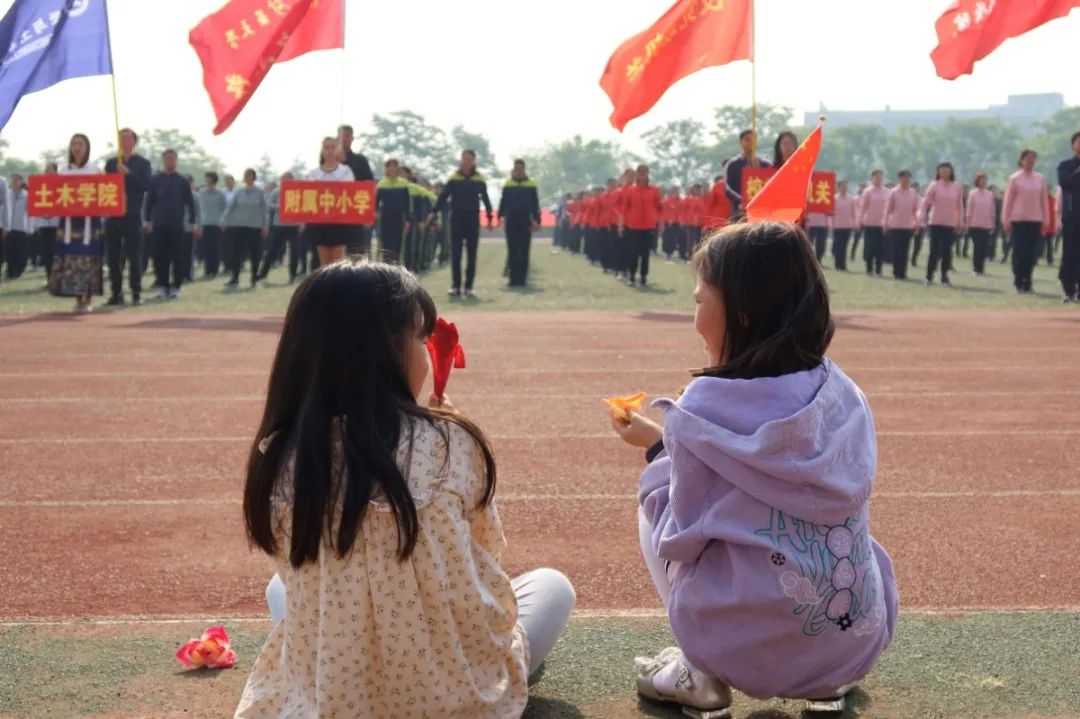 智利大学客胜特木科体育豪取三连胜占争冠先机