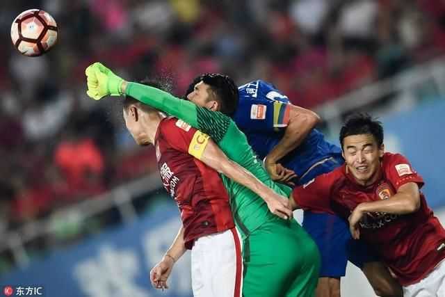 申花3-2惊天逆转华夏幸福，曹赟定三助攻导演大翻盘