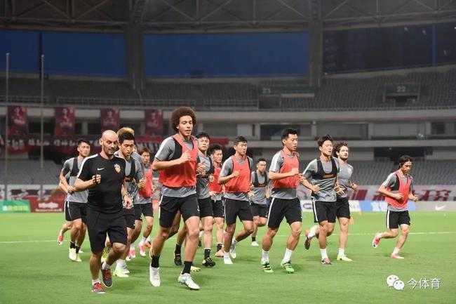 足协杯惊天逆转：上港4-0权健总分4-3创史