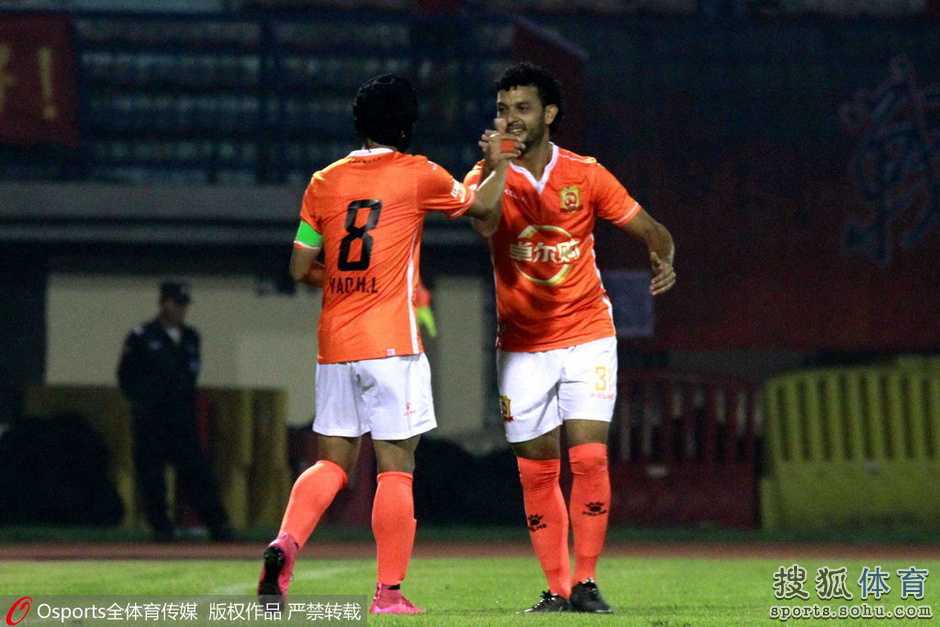 中超第20轮：梅州客家客场2-1掀翻武汉三镇，恩戈姆传射终结对手主场不败金身