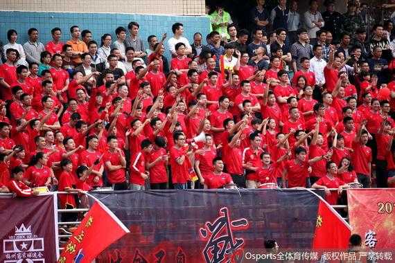 中超第20轮：梅州客家客场2-1掀翻武汉三镇，恩戈姆传射终结对手主场不败金身