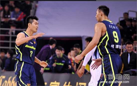 京粤大战20分神逆转！杰曼绝杀广东，北京客场掀翻11冠王