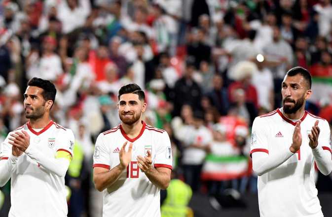 国足0-1伊朗客场落败，里皮新帅光环褪色