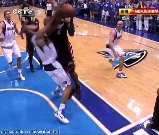 小牛112-103热火｜特里致命三分锁定天王山 小牛3-2夺赛点