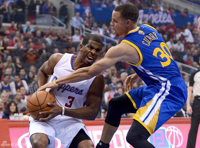 库里三节43分9记三分，勇士主场144-98狂屠快船迎40胜