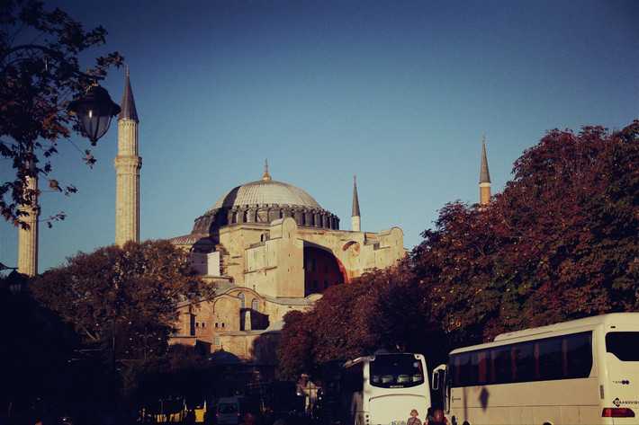 拉普拉塔大学生3-1圣菲联 主场碾压重拾争冠信心