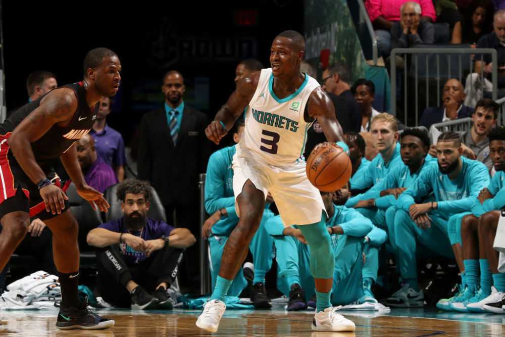 热火vs黄蜂季前赛：黄蜂111-108险胜热火