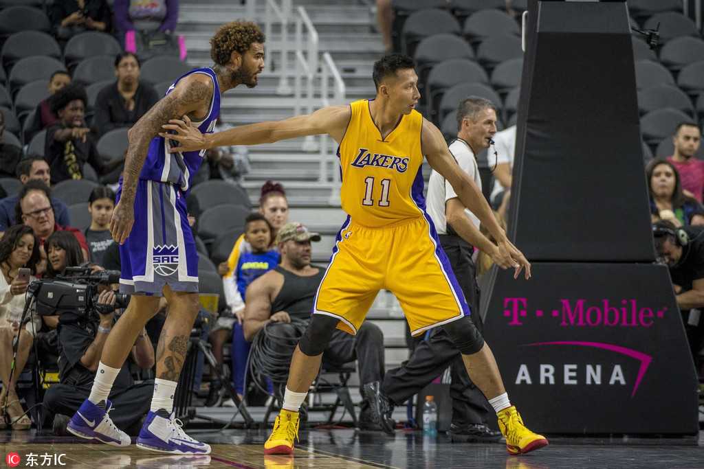 科比32分罚球制胜 湖人98-95险胜国王止三连败