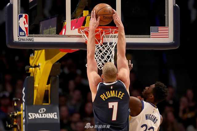 约基奇准三双掘金六连胜！下半场40分狂潮逆转勇士