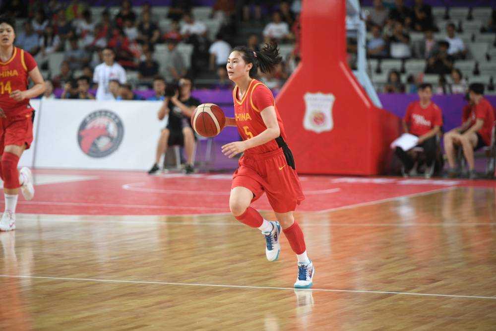 美国女篮110-46塞内加尔：克拉克首秀17+12，新帅开门红迎64分狂胜