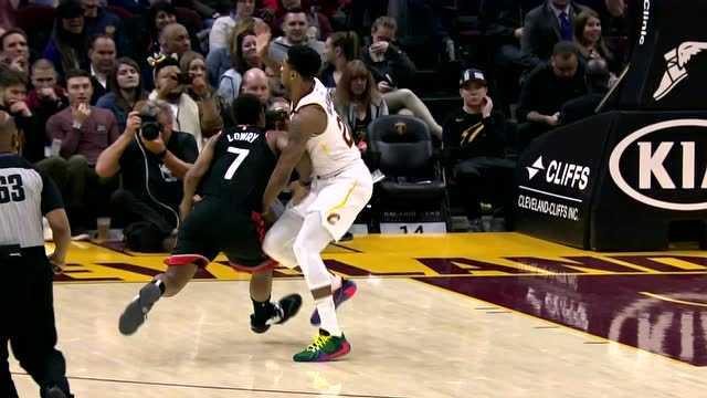 詹皇35+9+6骑士横扫猛龙 连续两年8连胜创历史